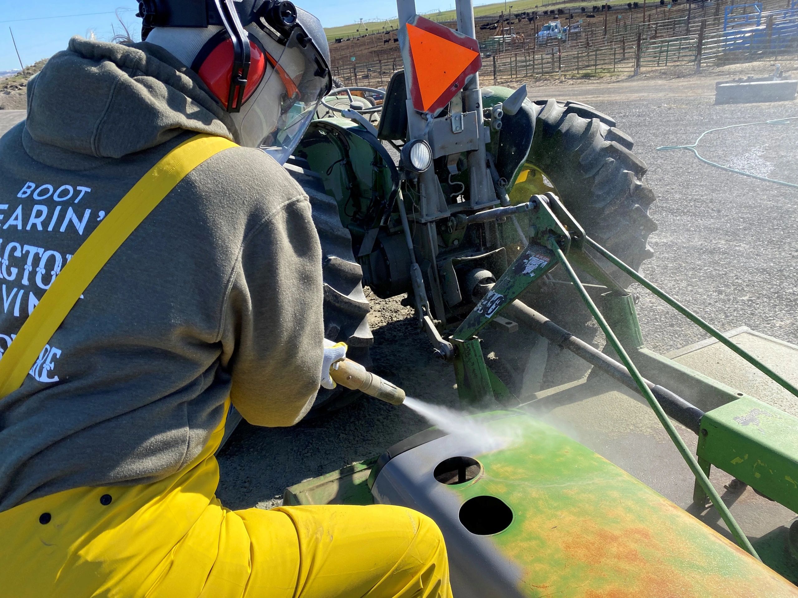 Vaughn Services Llc logo