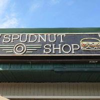 Spudnut Shop logo