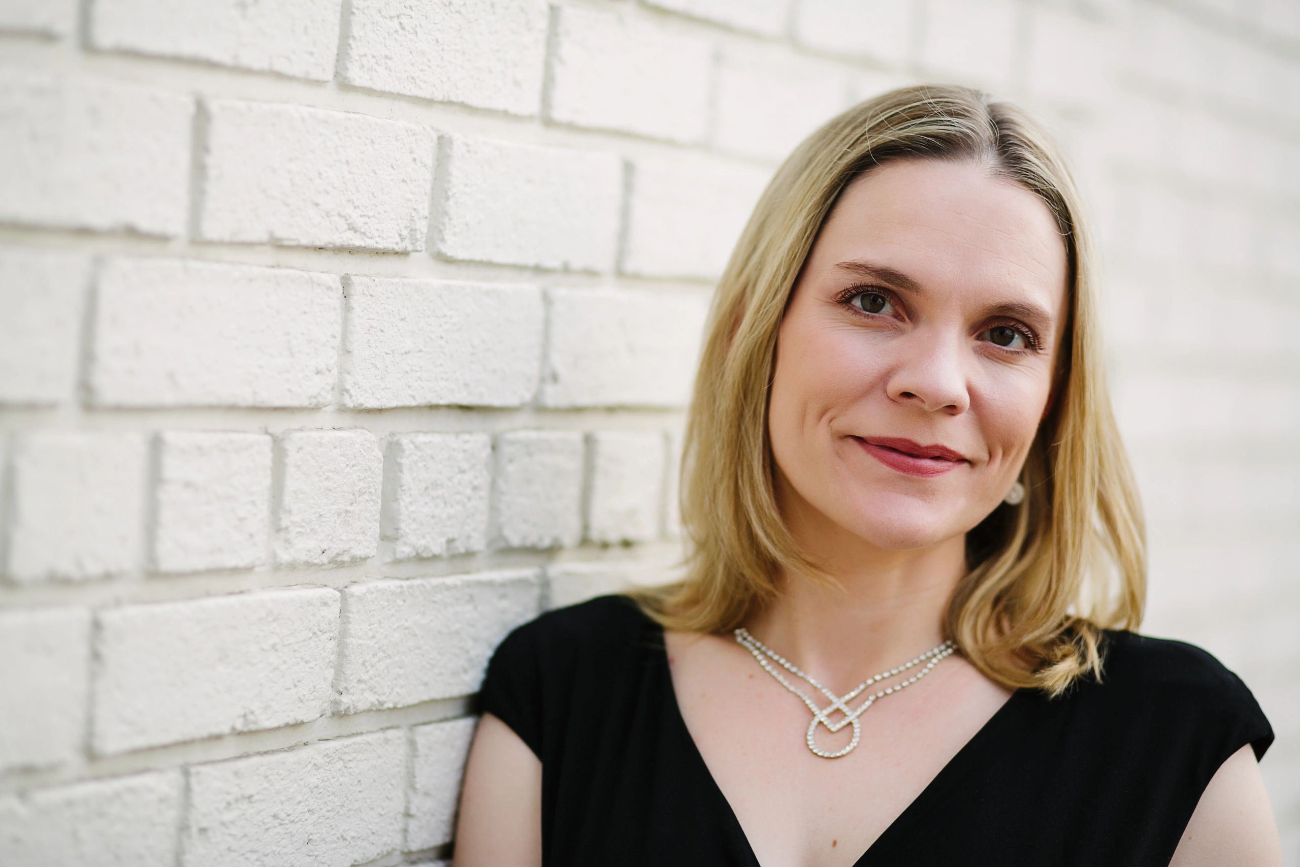 Molly Holleran Voice Studio logo