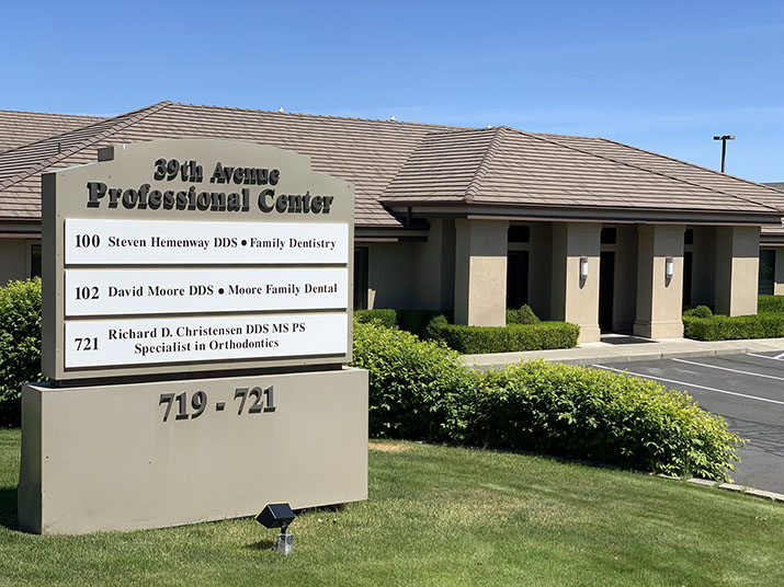 Moore Family Dental logo